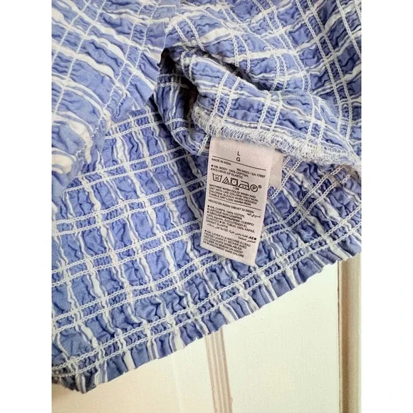 Old Navy Womens Coastal Nautical Blue White Striped Smocked V-Neck Top Large - Picture 3 of 3